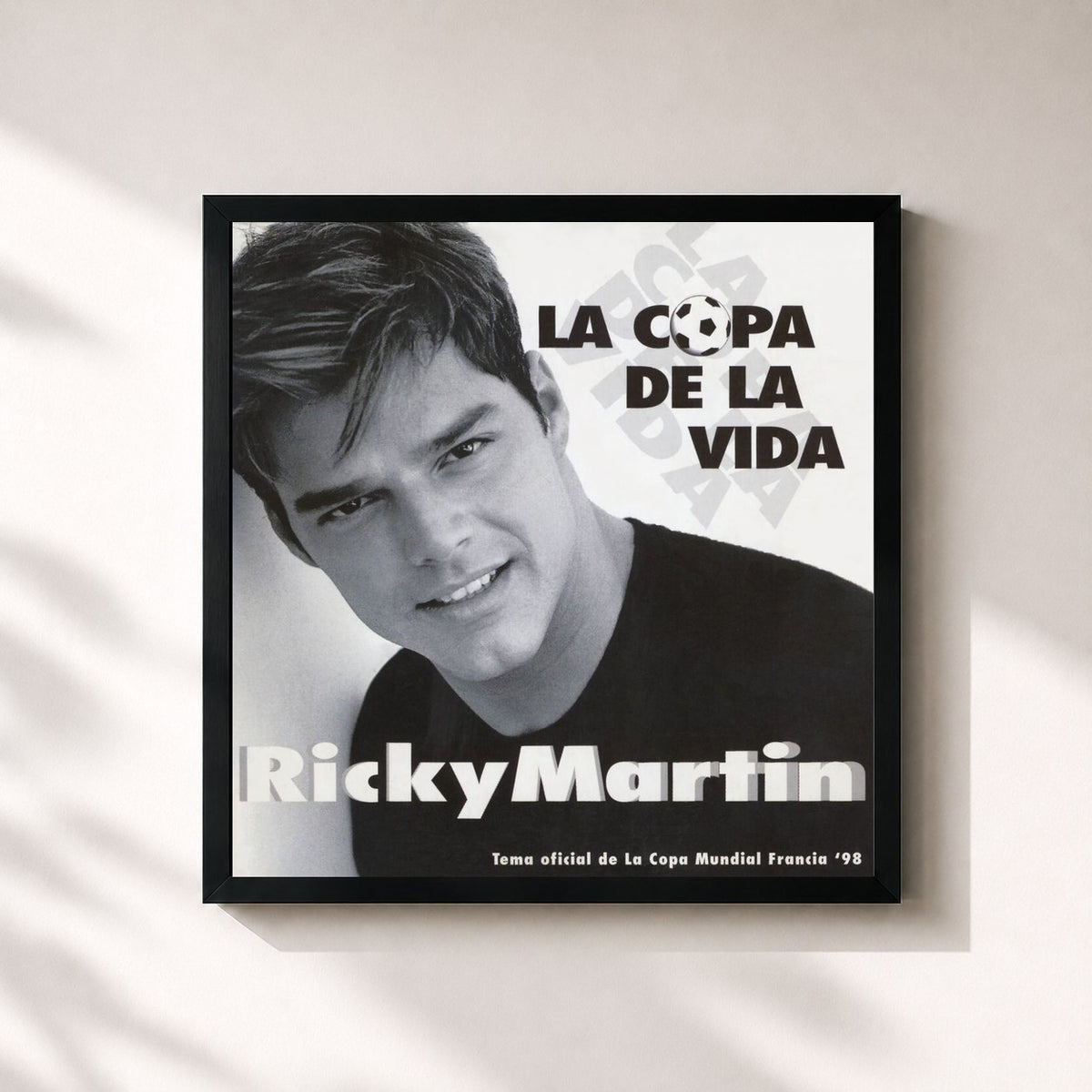 #noir La Copa by la Vida de Ricky Martin as a square framed art print, black 32x32 cm frame