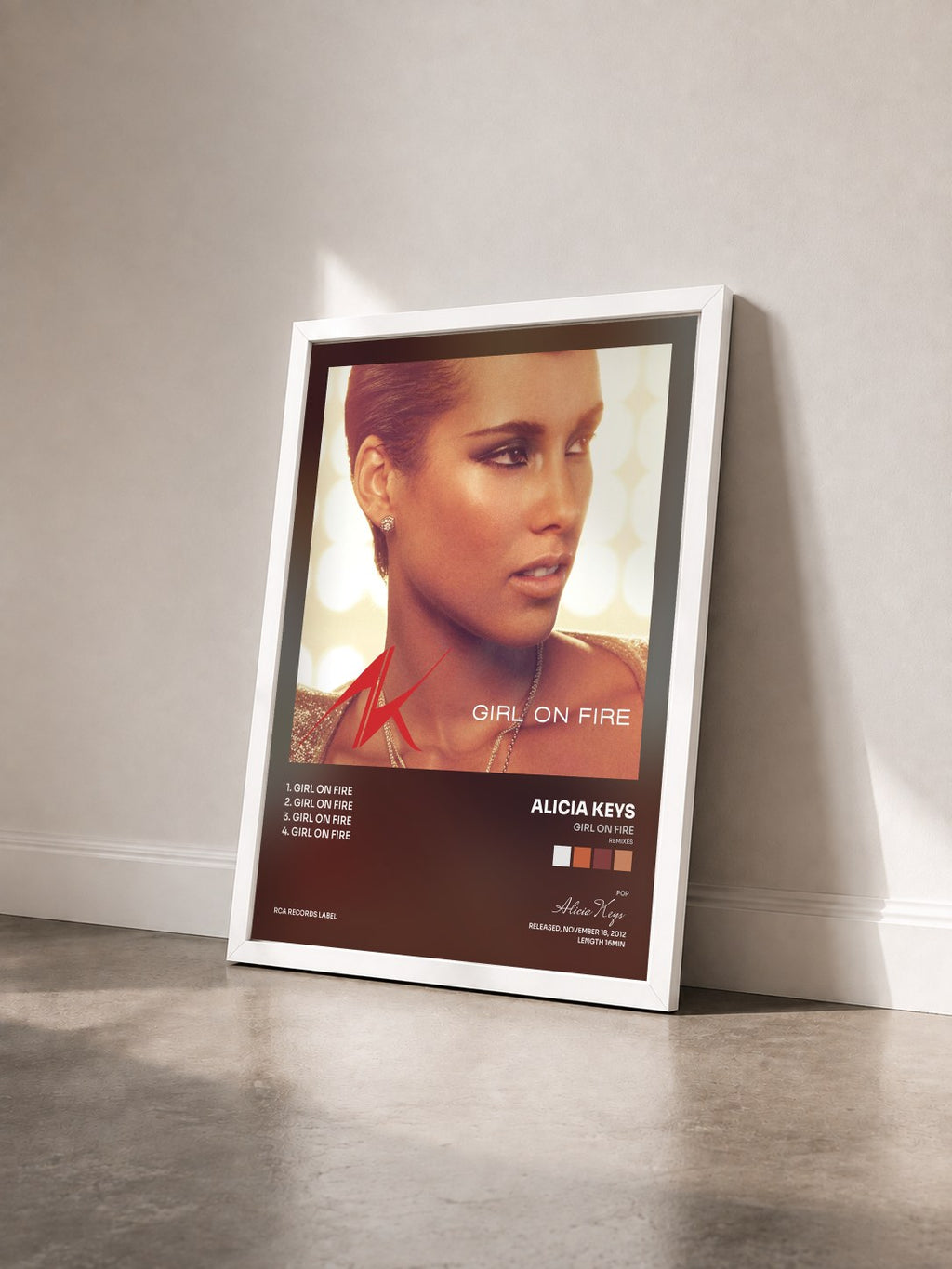 #blanc Tableau de l'album Girl on Fire (Remixes) - EP de Alicia Keys vu de trois quarts, cadre blanc