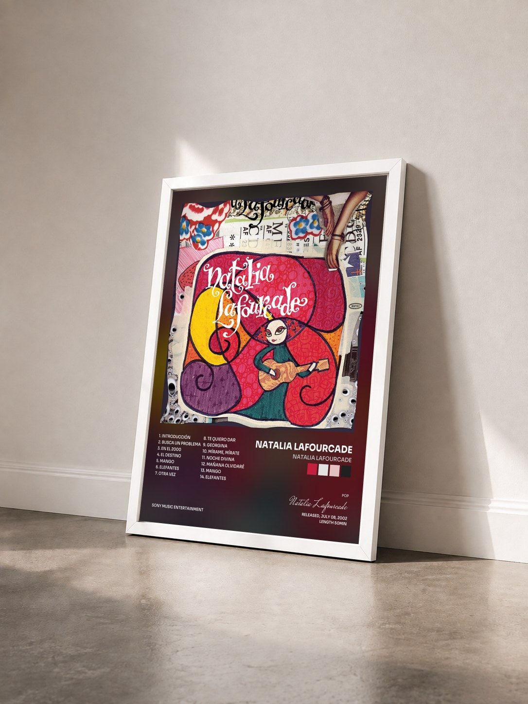 #blanc Tableau de l'album Natalia Lafourcade de Natalia Lafourcade vu de trois quarts, cadre blanc