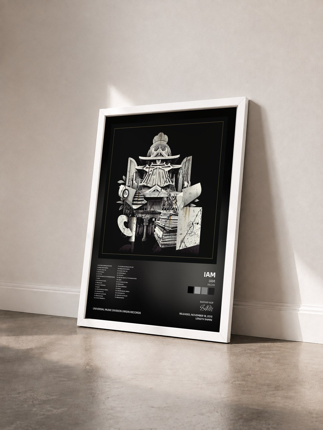 #blanc Tableau de l'album IAM (Deluxe) de IAM vu de trois quarts, cadre blanc