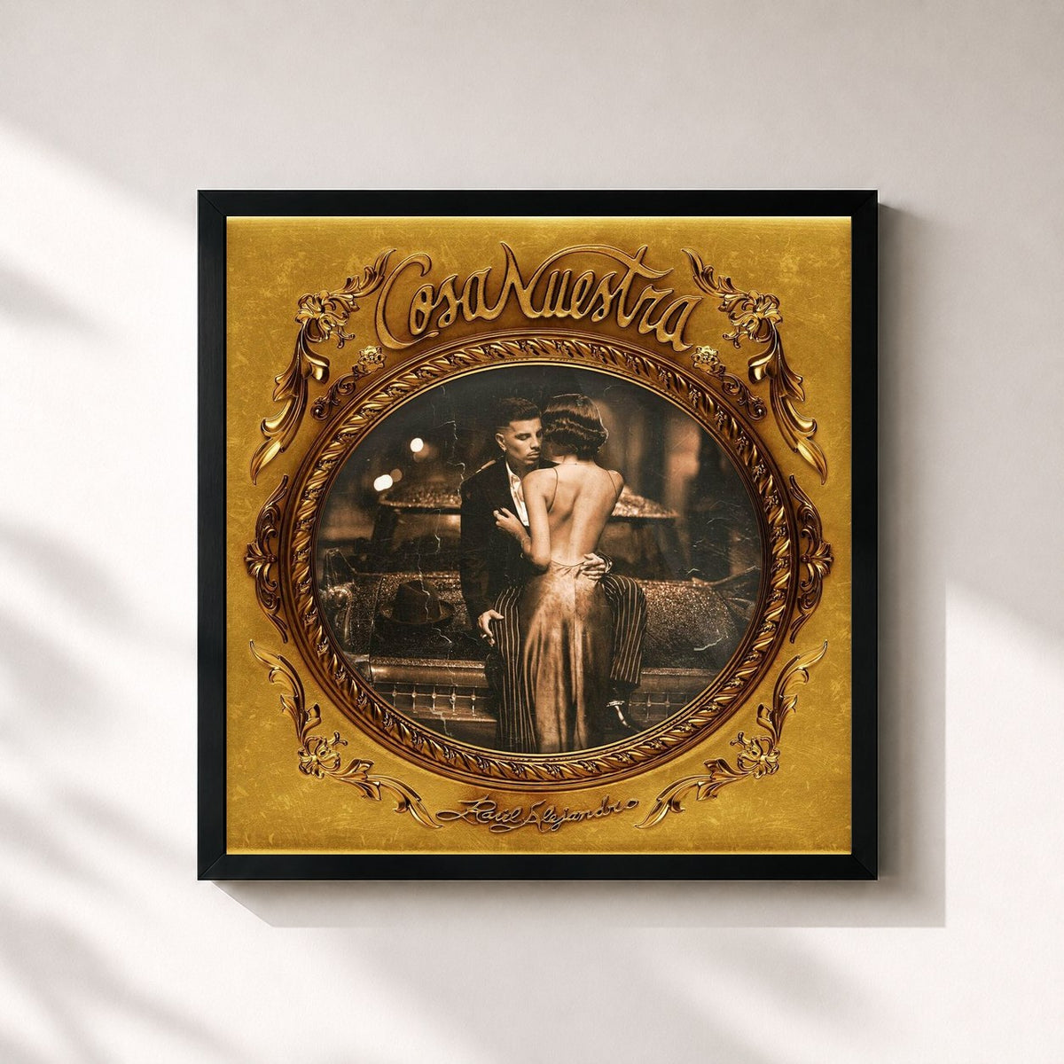 #noir Cosa Nuestra von Rauw Alejandro als quadratischer Kunstdruck, schwarzer Rahmen 32x32 cm