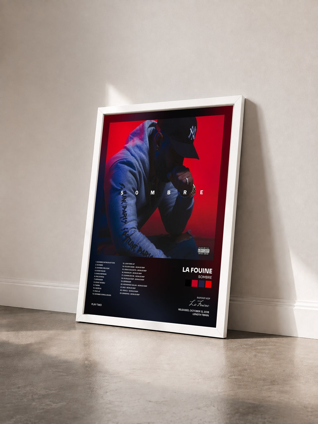 #blanc Tableau de l'album Sombre de La Fouine vu de trois quarts, cadre blanc