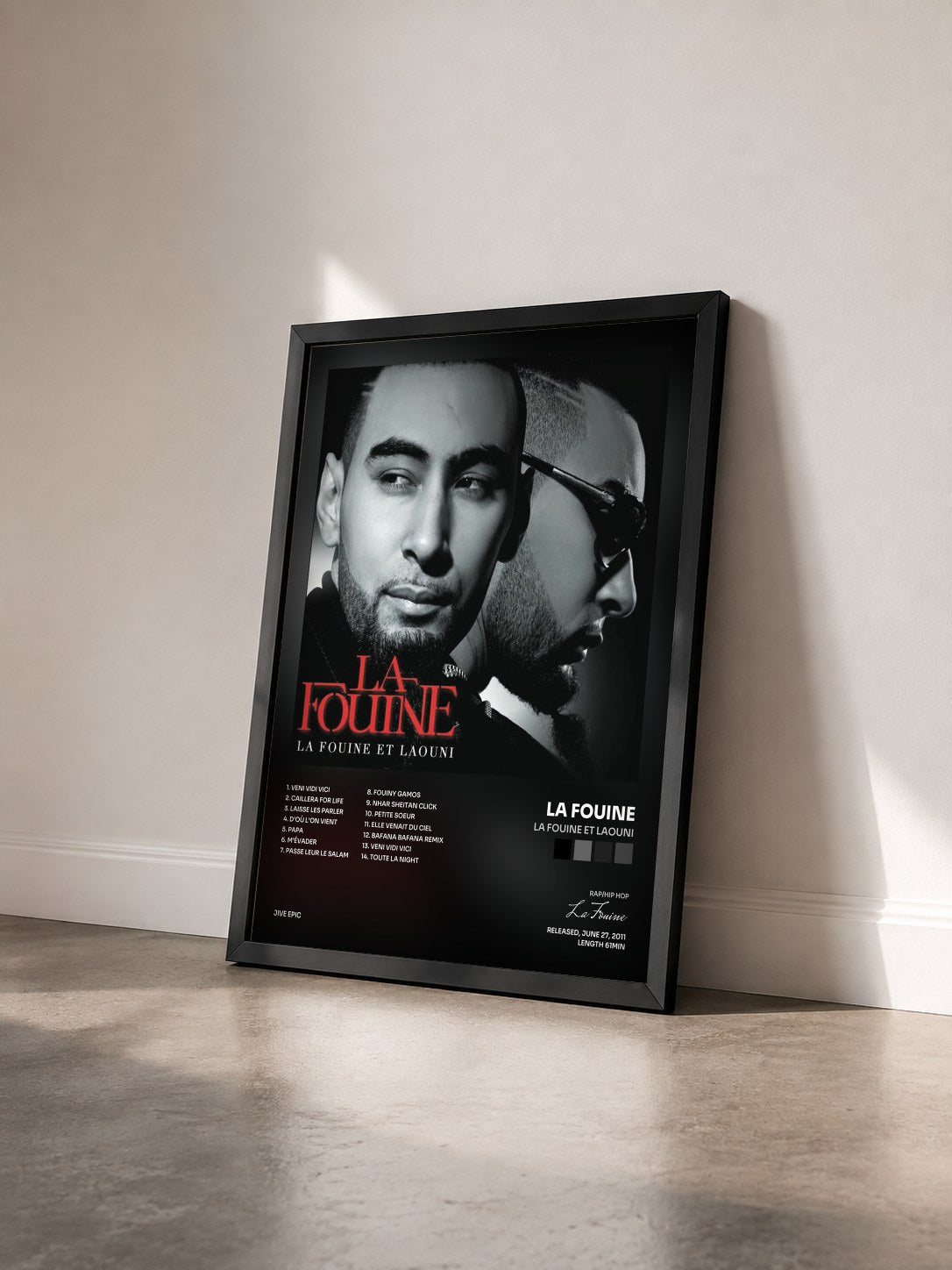 #noir Tableau de l'album La Fouine et Laouni de La Fouine vu de trois quarts, cadre noir