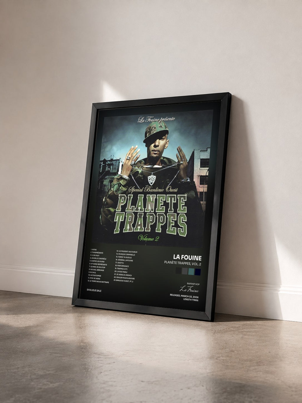 #noir Tableau de l'album Planète Trappes, vol. 2 de La Fouine vu de trois quarts, cadre noir