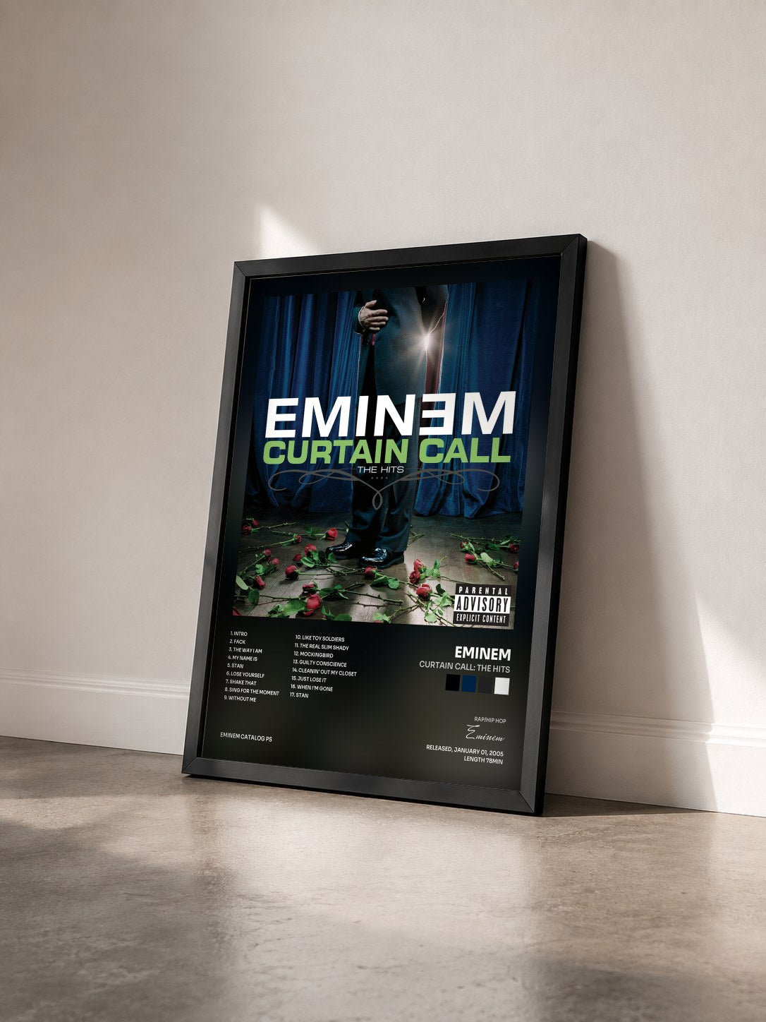 #noir Curtain Call: The Hits di Eminem in stampa incorniciata vista di tre quarti, cornice nera
