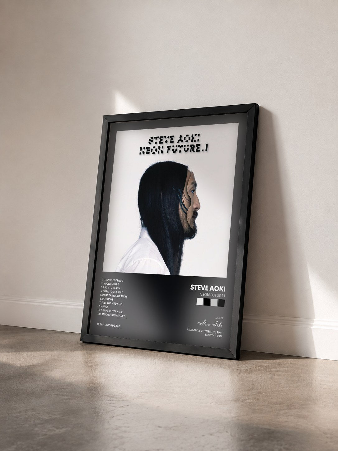 #noir Tableau de l'album Neon Future I de Steve Aoki vu de trois quarts, cadre noir