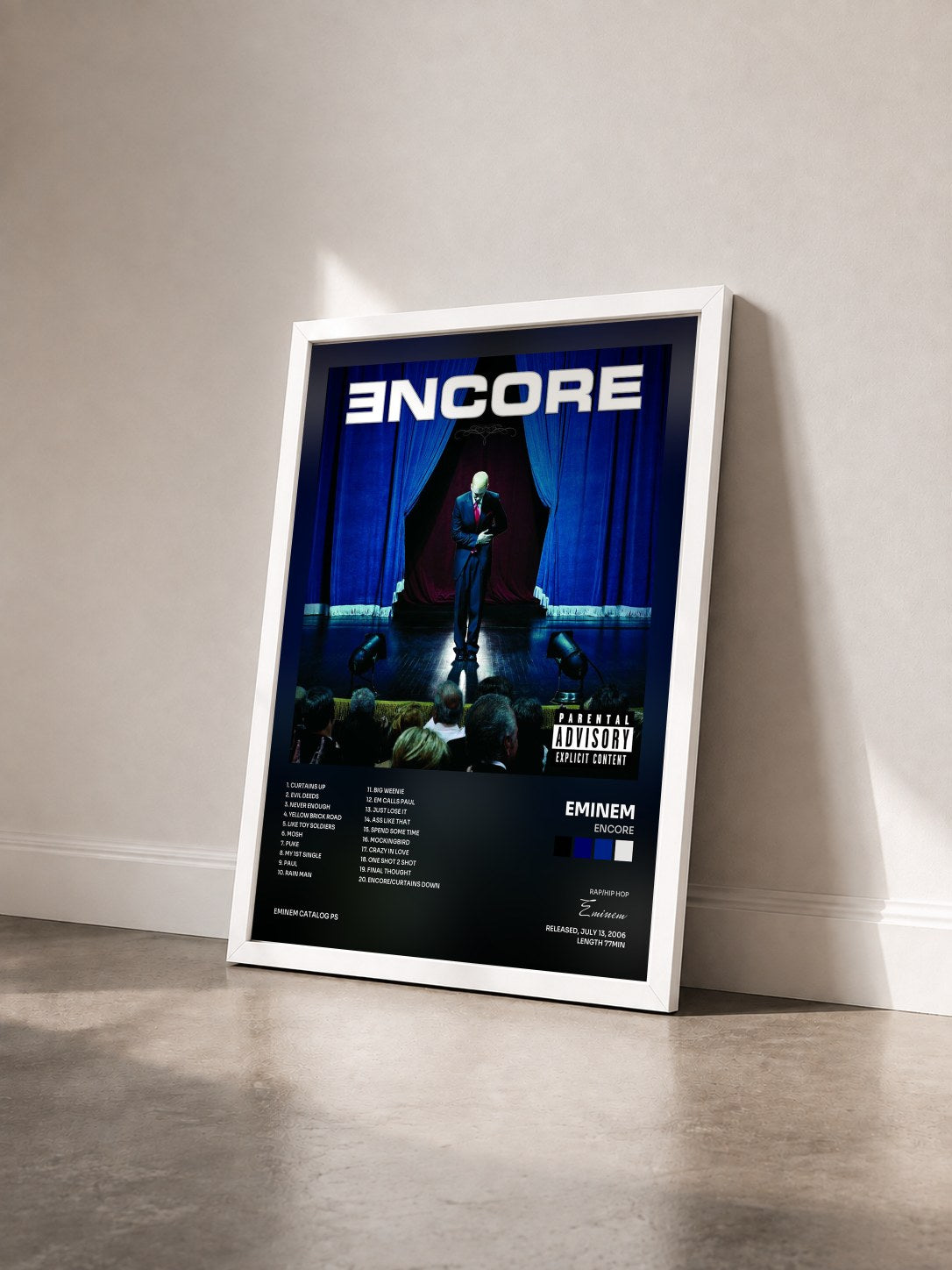 #blanc Tableau de l'album Encore de Eminem vu de trois quarts, cadre blanc