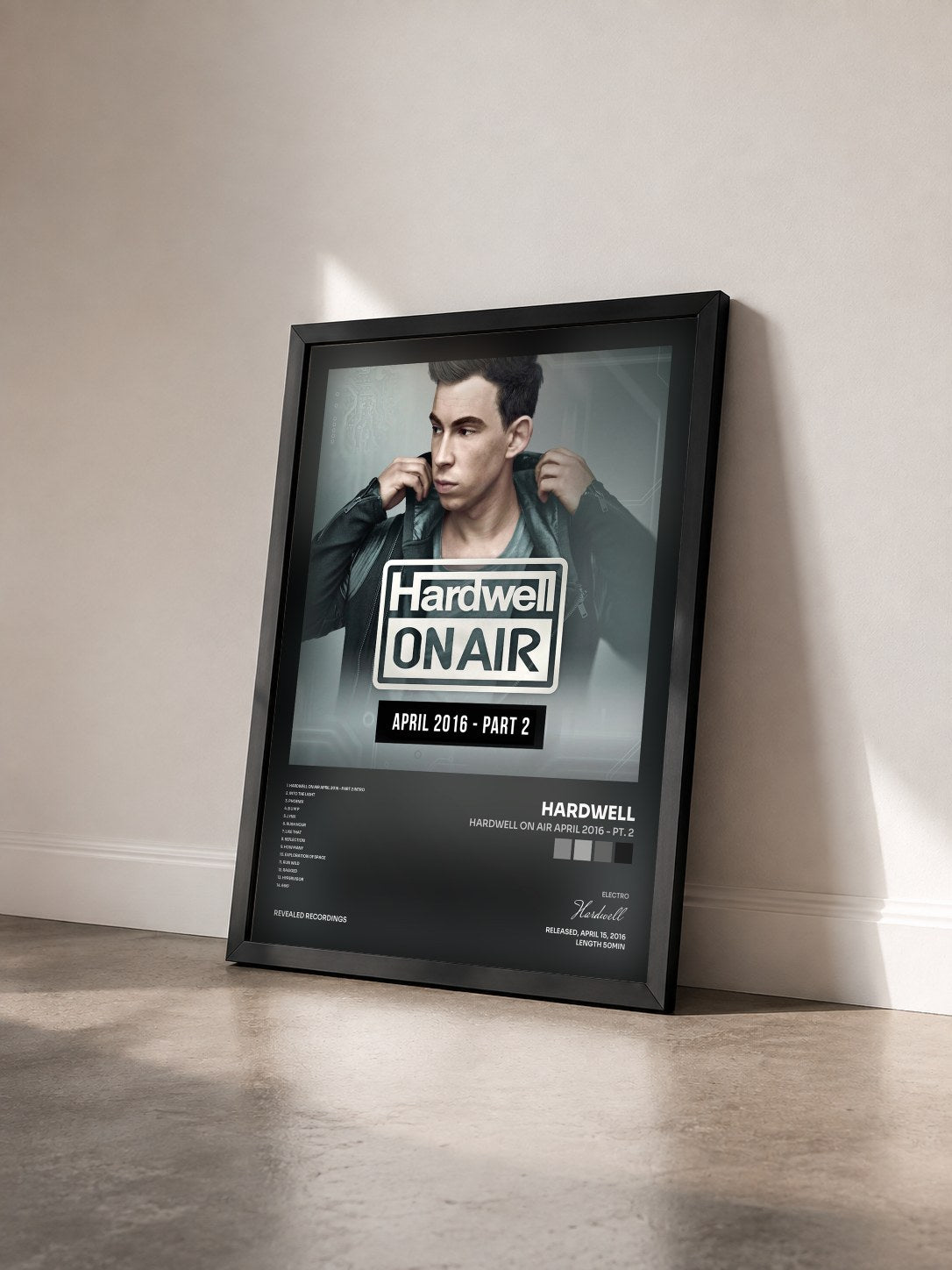 #noir Tableau de l'album Hardwell On Air April 2016 - Pt. 2 de Hardwell vu de trois quarts, cadre noir