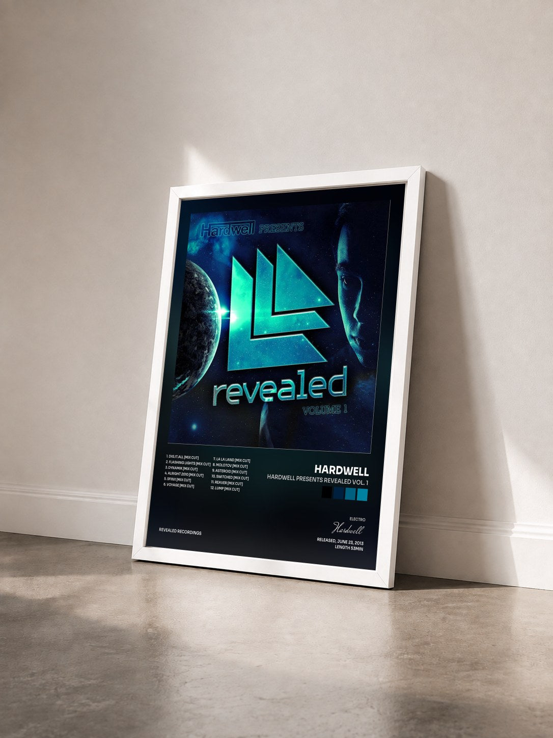 #blanc Tableau de l'album Hardwell Presents Revealed Vol. 1 de Hardwell vu de trois quarts, cadre blanc