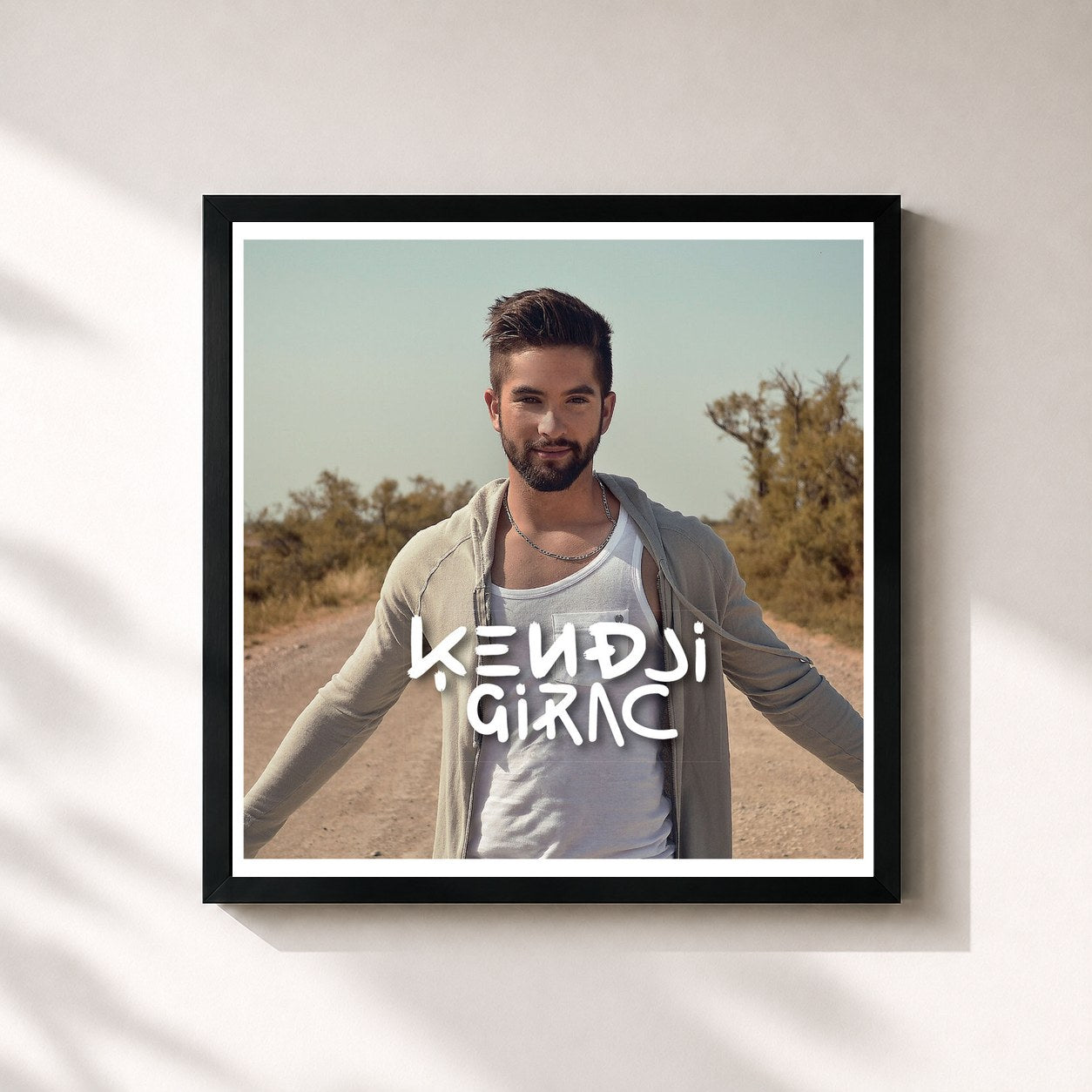 #noir Tableau carré de l'album Kendji de Kendji Girac, cadre noir 32x32 cm