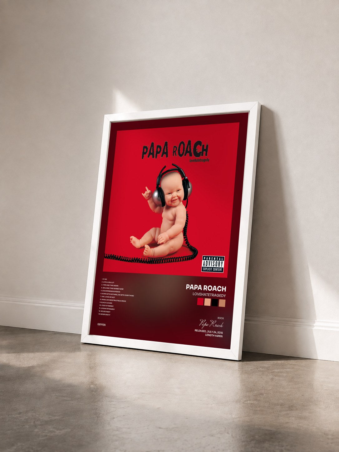 #blanc Tableau de l'album lovehatetragedy de Papa Roach vu de trois quarts, cadre blanc