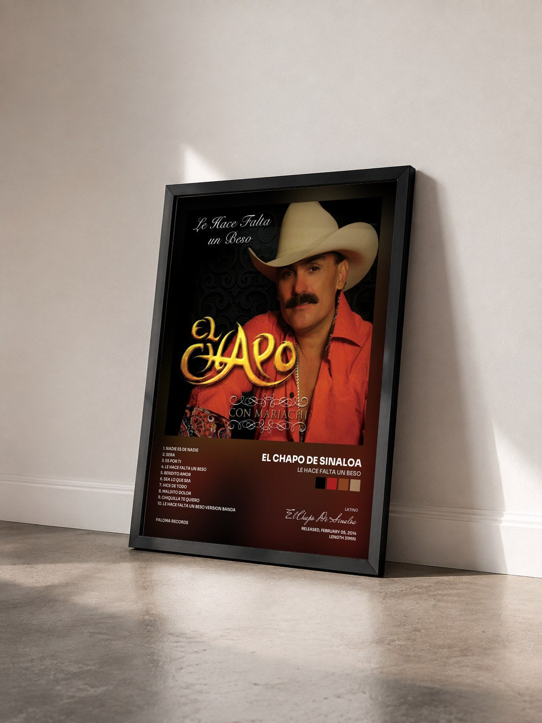 #noir Tableau de l'album Le Hace Falta Un Beso de El Chapo De Sinaloa vu de trois quarts, cadre noir