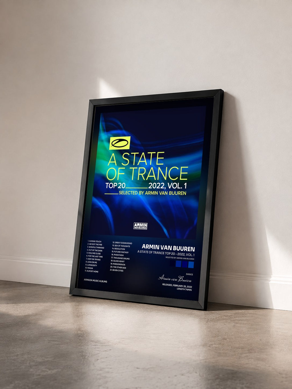 #noir Tableau de l'album A State Of Trance Top 20 - 2022, Vol. 1 (Selected by Armin van Buuren) de Armin van Buuren vu de trois quarts, cadre noir
