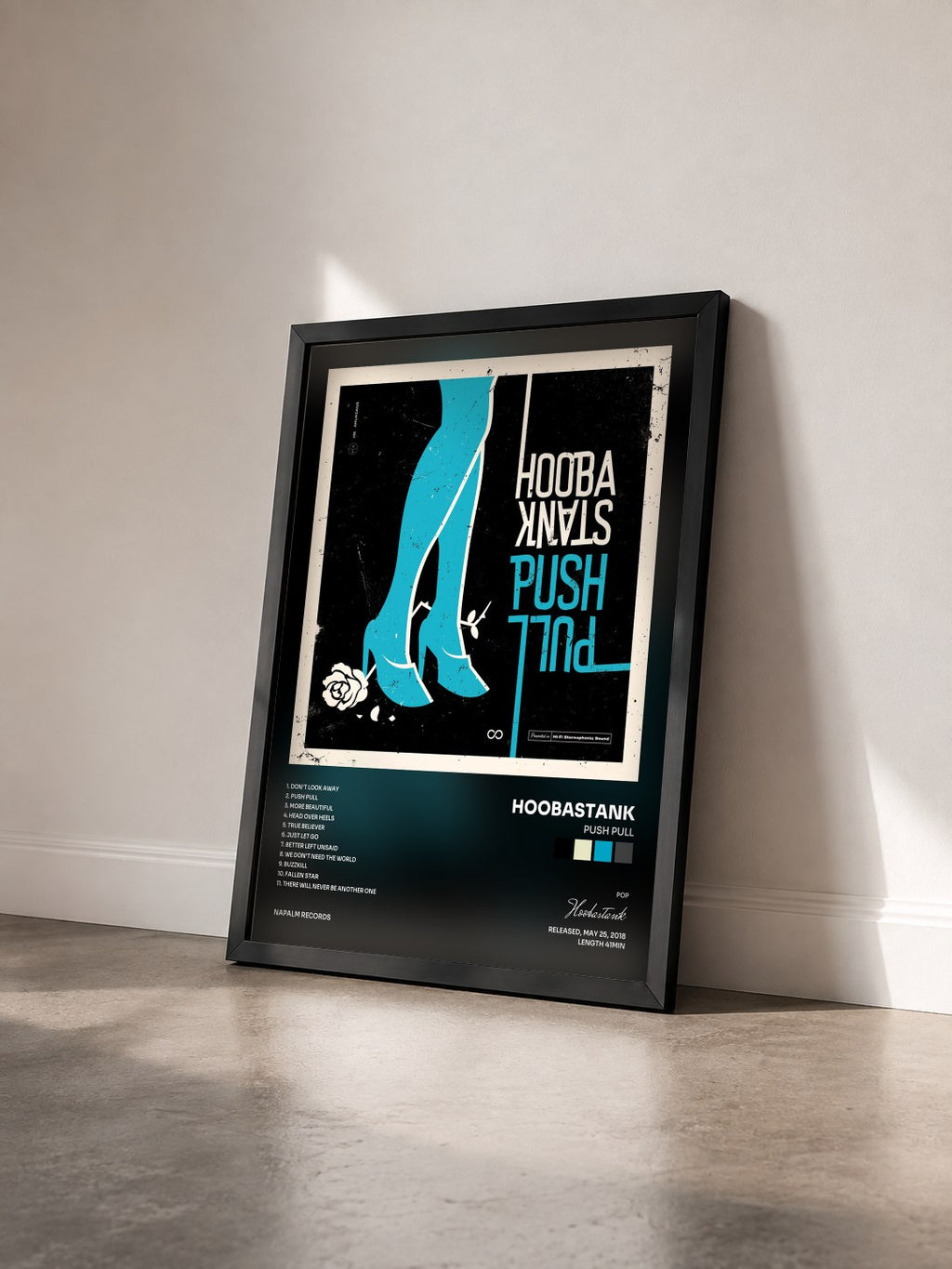 #noir Tableau de l'album Push Pull de Hoobastank vu de trois quarts, cadre noir