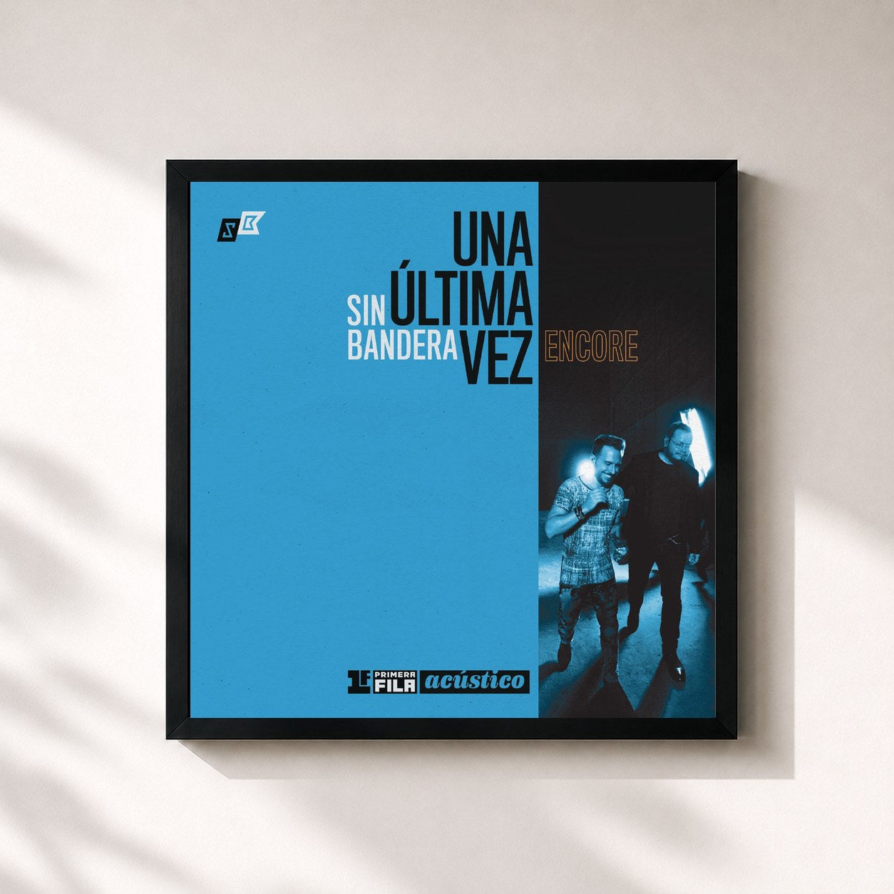 #noir Tableau carré de l'album Primera Fila Acústico "Una Última Vez - Encore" de Sin Bandera, cadre noir 32x32 cm