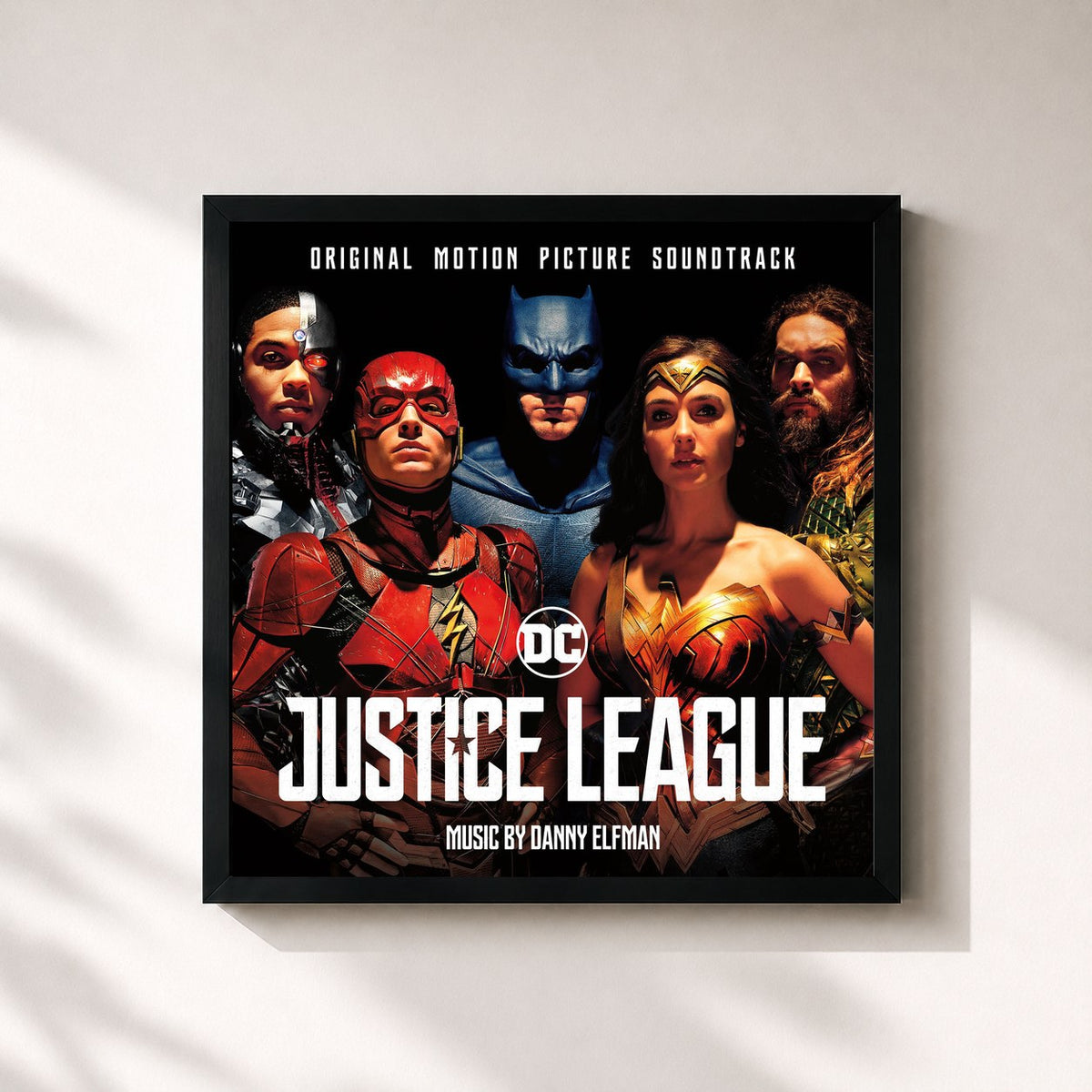 #noir Tableau carré de l'album Justice League (Original Motion Picture Soundtrack) de Danny Elfman, cadre noir 32x32 cm