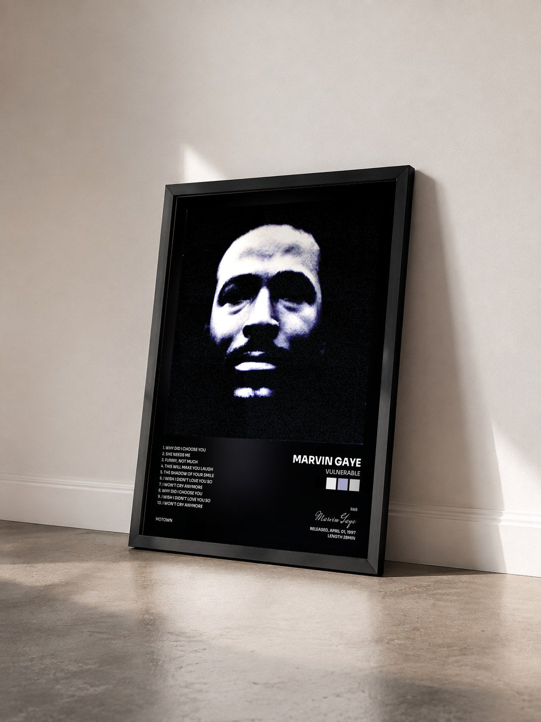 #noir Tableau de l'album Vulnerable de Marvin Gaye vu de trois quarts, cadre noir