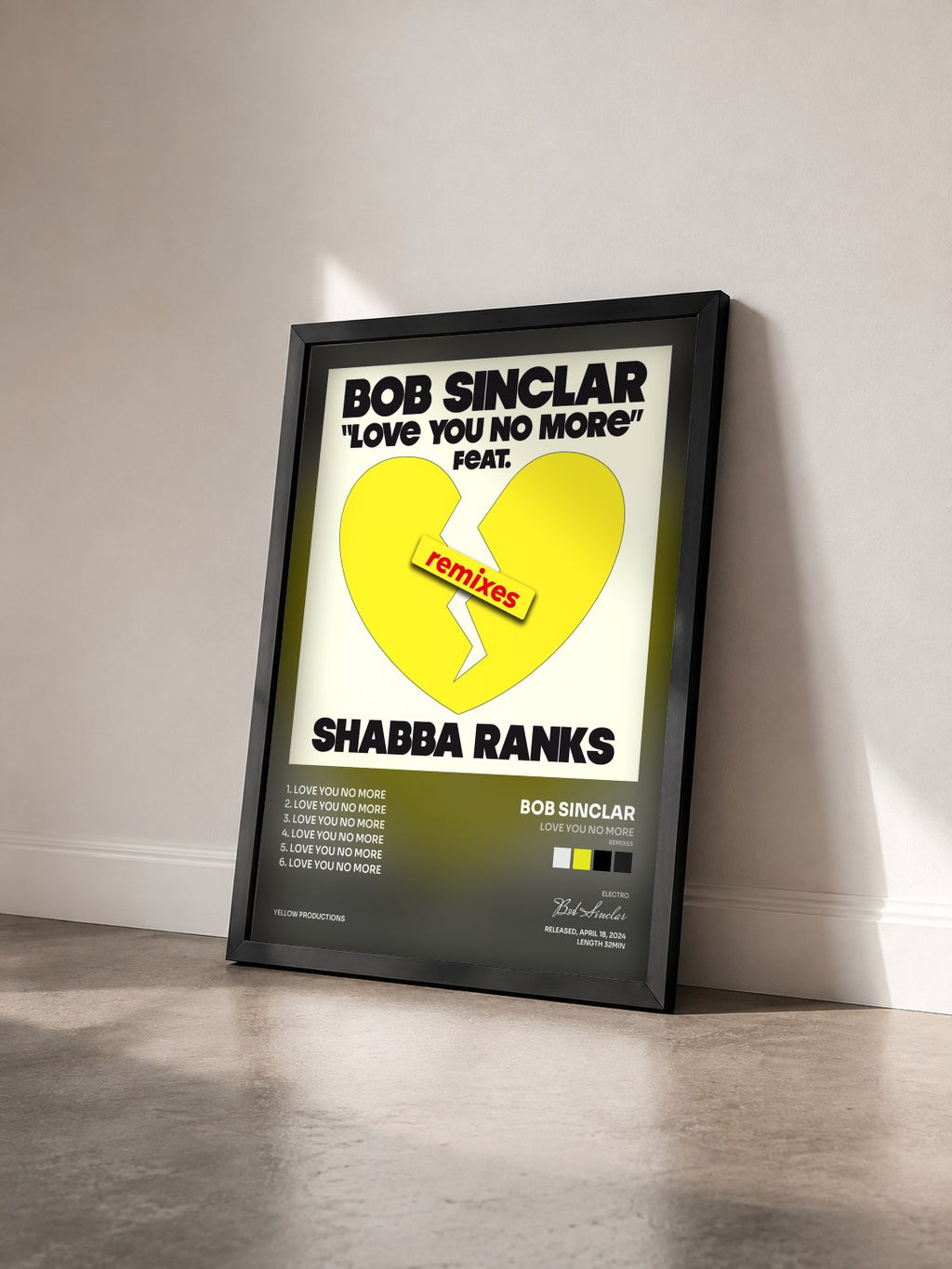 #noir Love You No More (Remixes) di Bob Sinclar in stampa incorniciata vista di tre quarti, cornice nera