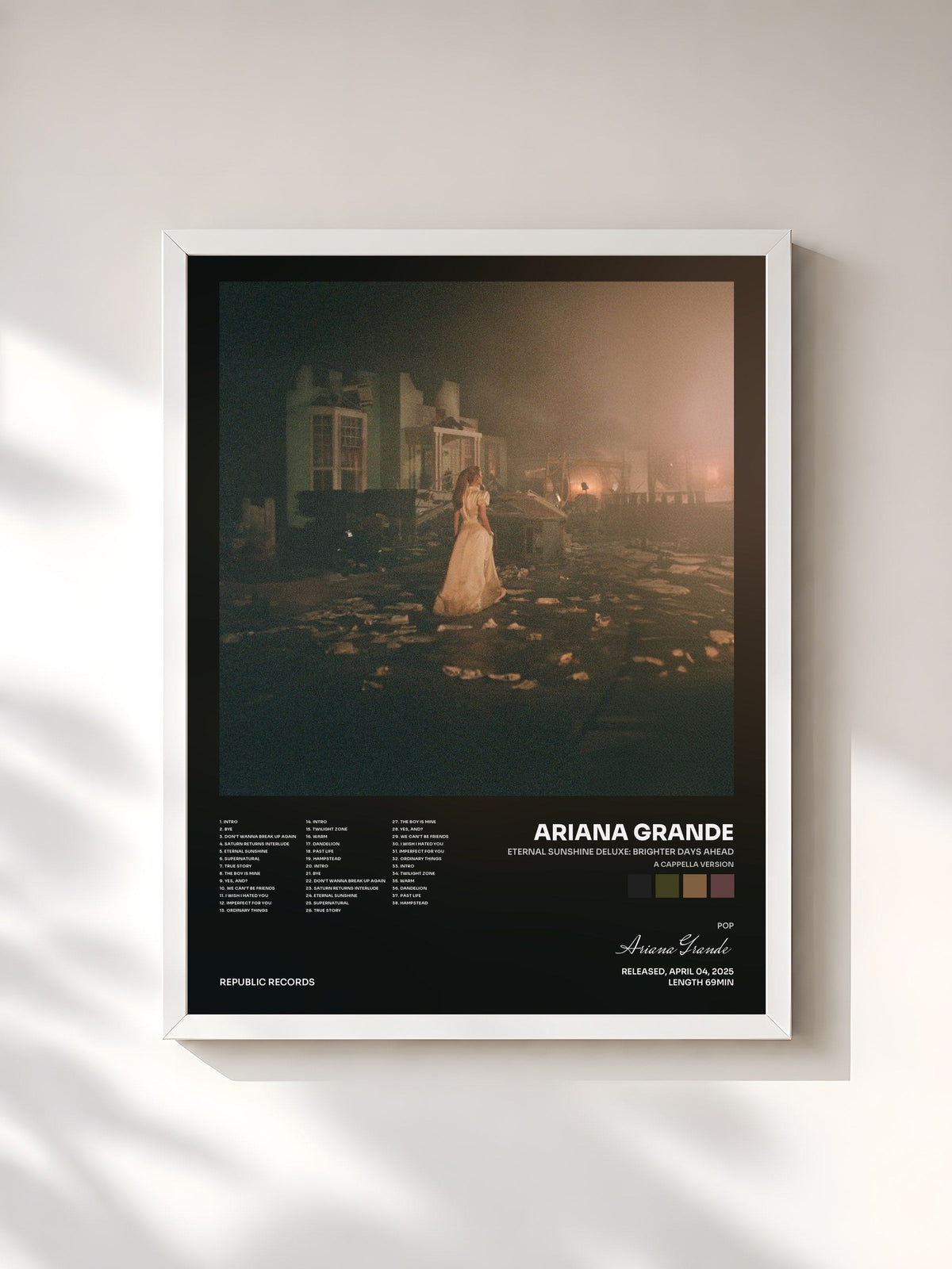 #blanc Tableau de l'album eternal sunshine deluxe: brighter days ahead (a cappella version) de Ariana Grande, cadre blanc, imprimé et encadré en France