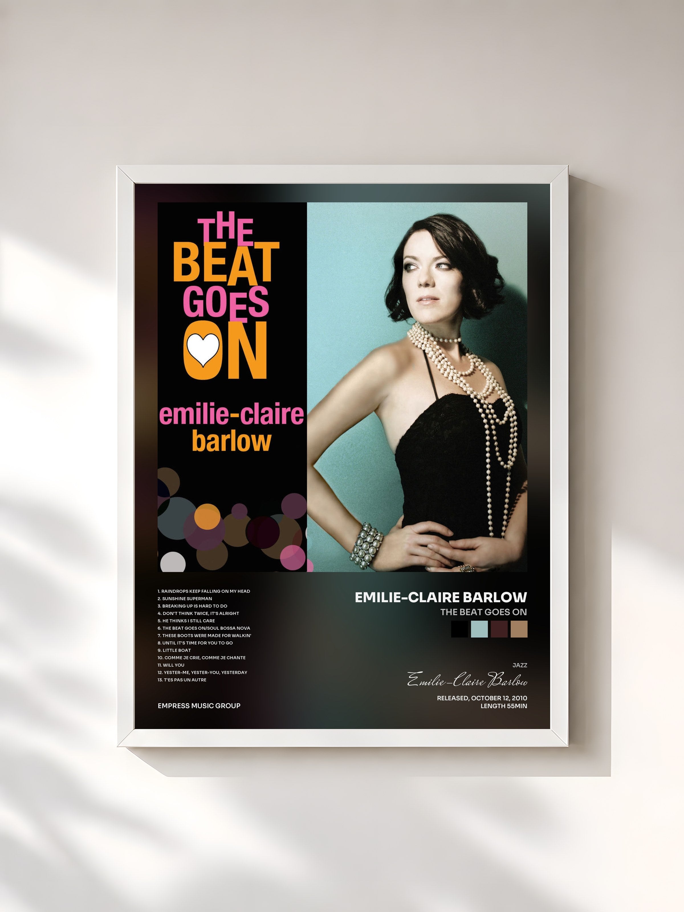 #blanc Tableau de l'album The Beat Goes On de Emilie-Claire Barlow, cadre blanc, imprimé et encadré en France