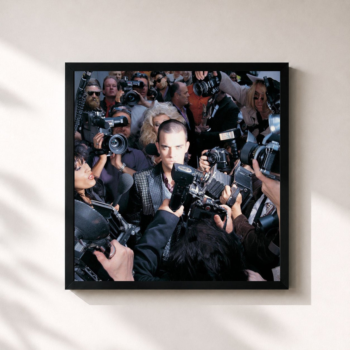 #noir Tableau carré de l'album Life Thru A Lens de Robbie Williams, cadre noir 32x32 cm