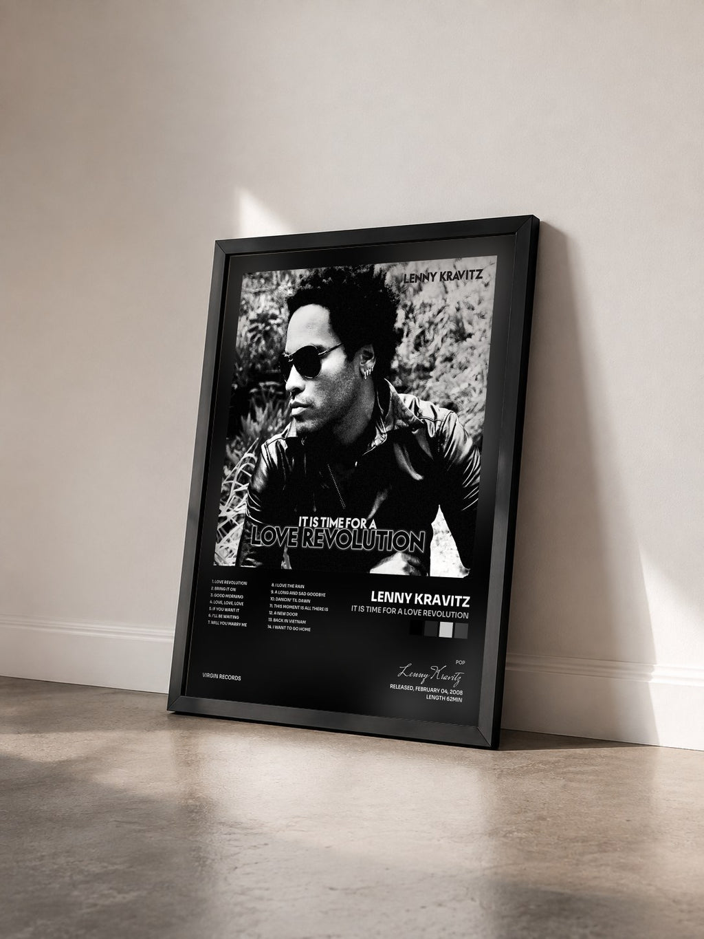 #noir It Is Time For A Love Revolution von Lenny Kravitz als gerahmter Kunstdruck von schräg gesehen, schwarzer Rahmen