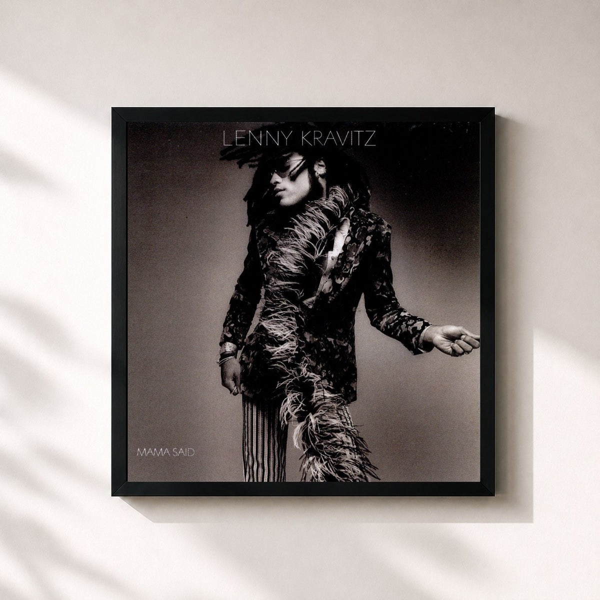 #noir Mama Said von Lenny Kravitz als quadratischer Kunstdruck, schwarzer Rahmen 32x32 cm