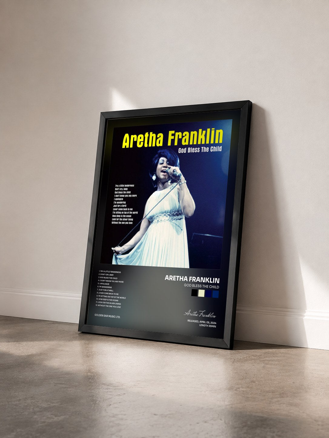#noir Tableau de l'album God Bless the Child de Aretha Franklin vu de trois quarts, cadre noir