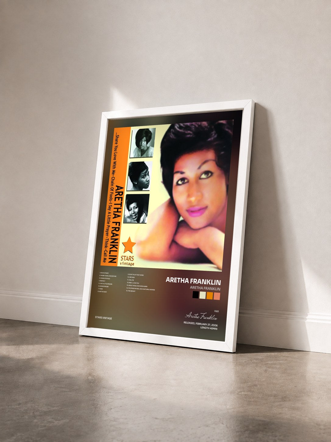 #blanc Tableau de l'album Aretha Franklin de Aretha Franklin vu de trois quarts, cadre blanc
