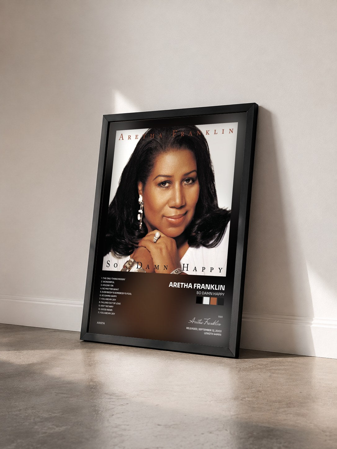 #noir Tableau de l'album So Damn Happy de Aretha Franklin vu de trois quarts, cadre noir