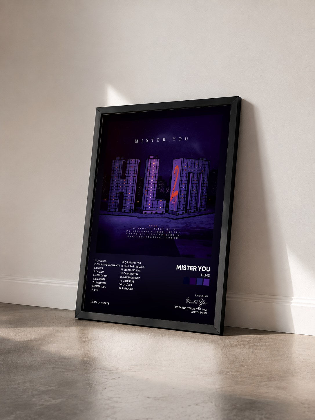 #noir Tableau de l'album HLM2 de Mister You vu de trois quarts, cadre noir