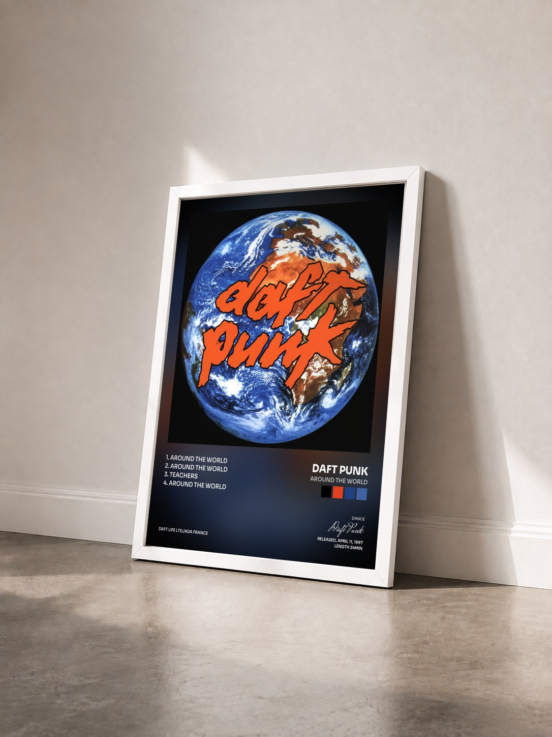 #blanc Tableau de l'album Around the World de Daft Punk vu de trois quarts, cadre blanc