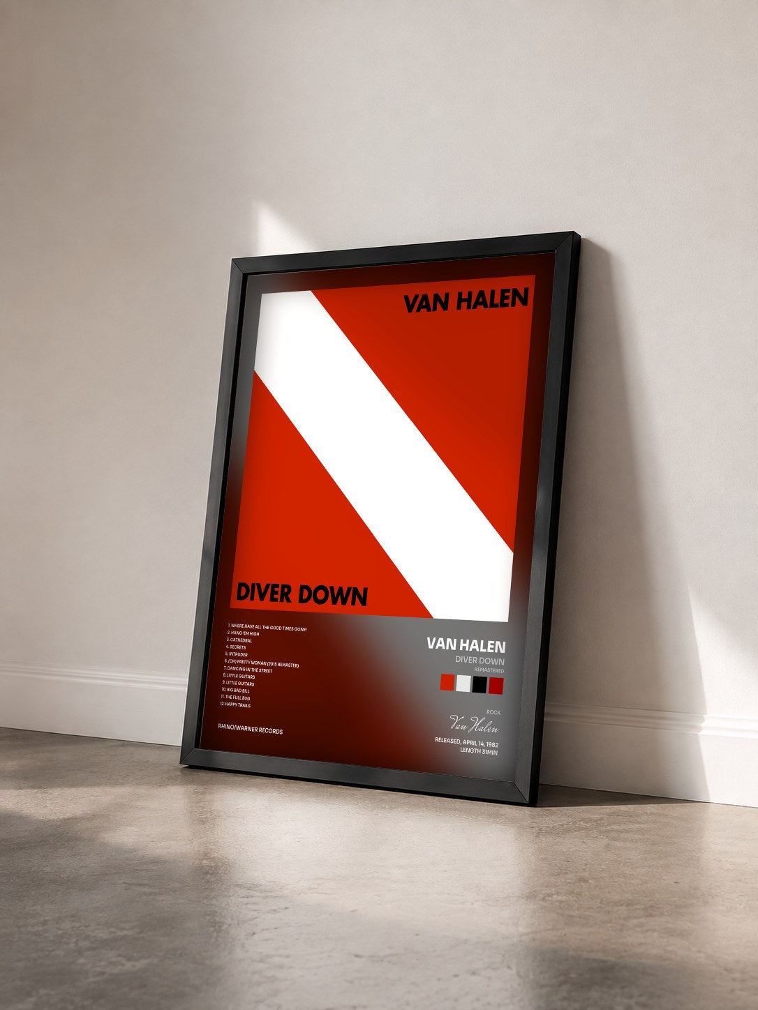 #noir Tableau de l'album Diver Down (Remastered) de Van Halen vu de trois quarts, cadre noir