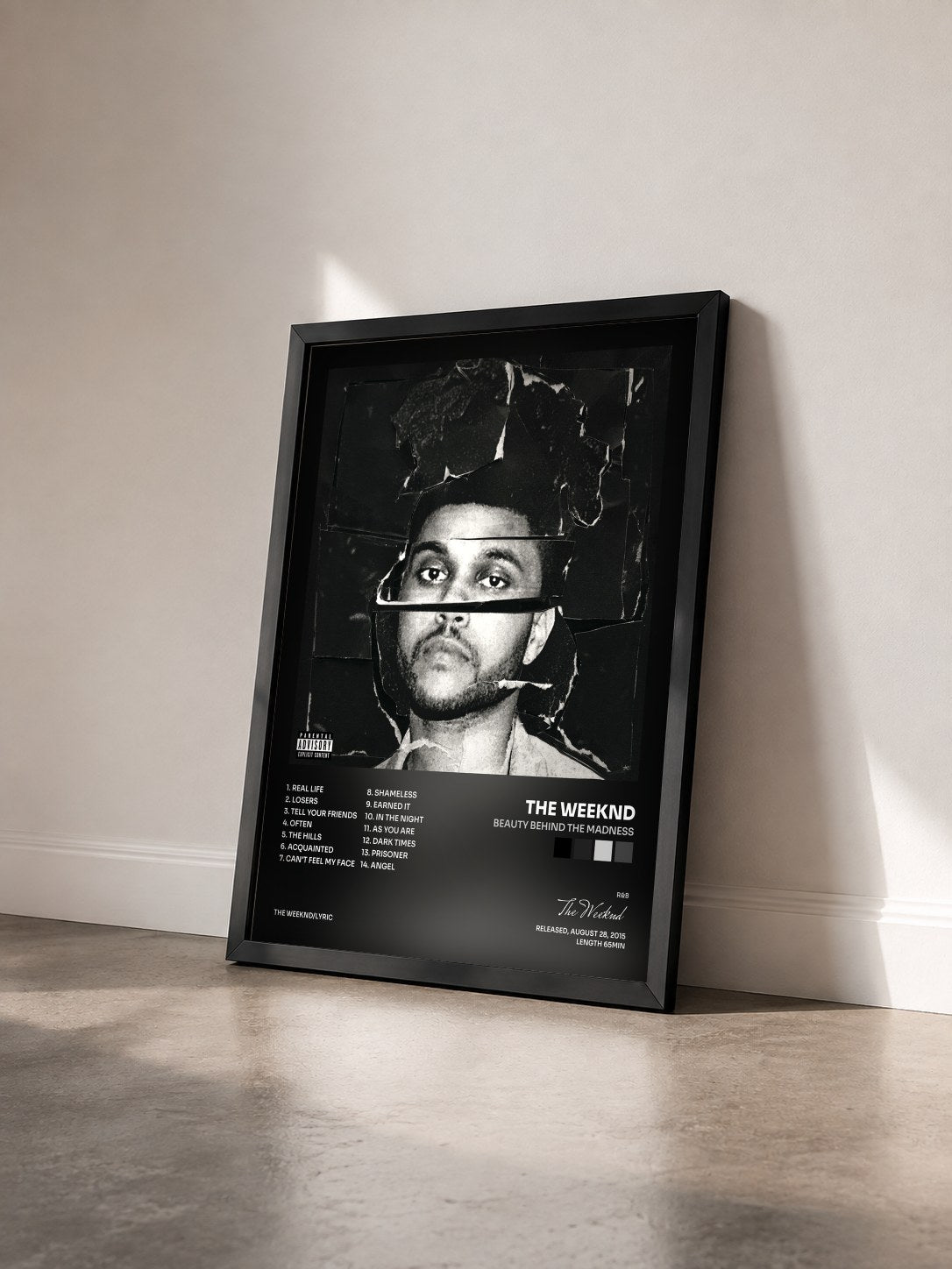 #noir Beauty Behind The Madness di The Weeknd in stampa incorniciata vista di tre quarti, cornice nera