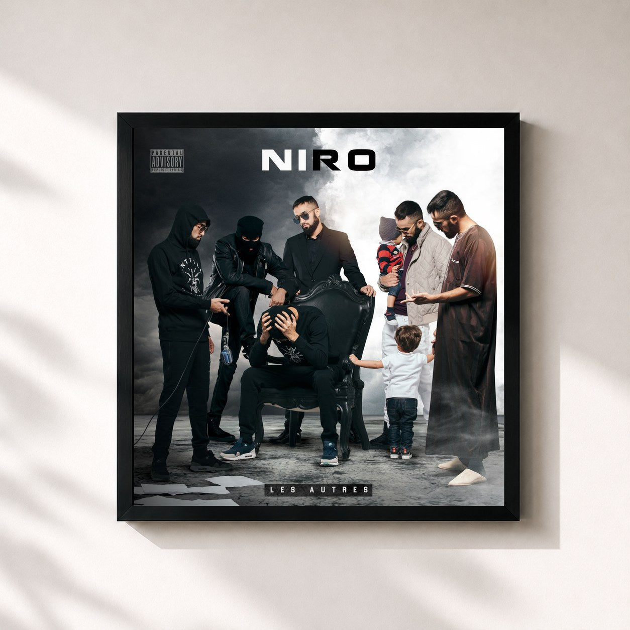 #noir Les autres di Niro in stampa quadrata incorniciata, cornice nera 32x32 cm