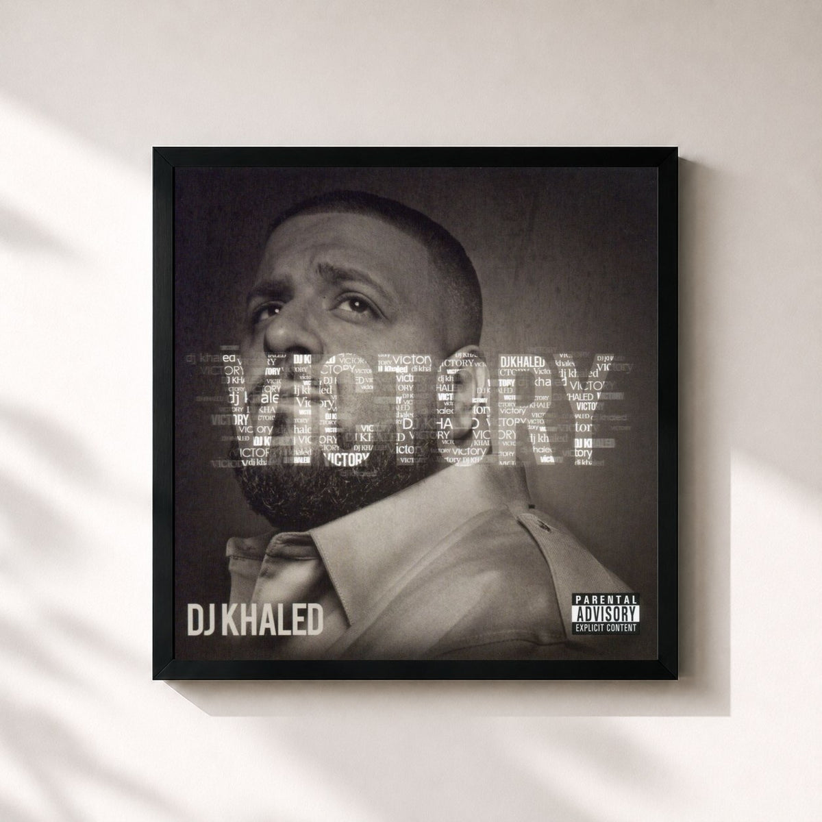 #noir Tableau carré de l'album Victory de DJ Khaled, cadre noir 32x32 cm