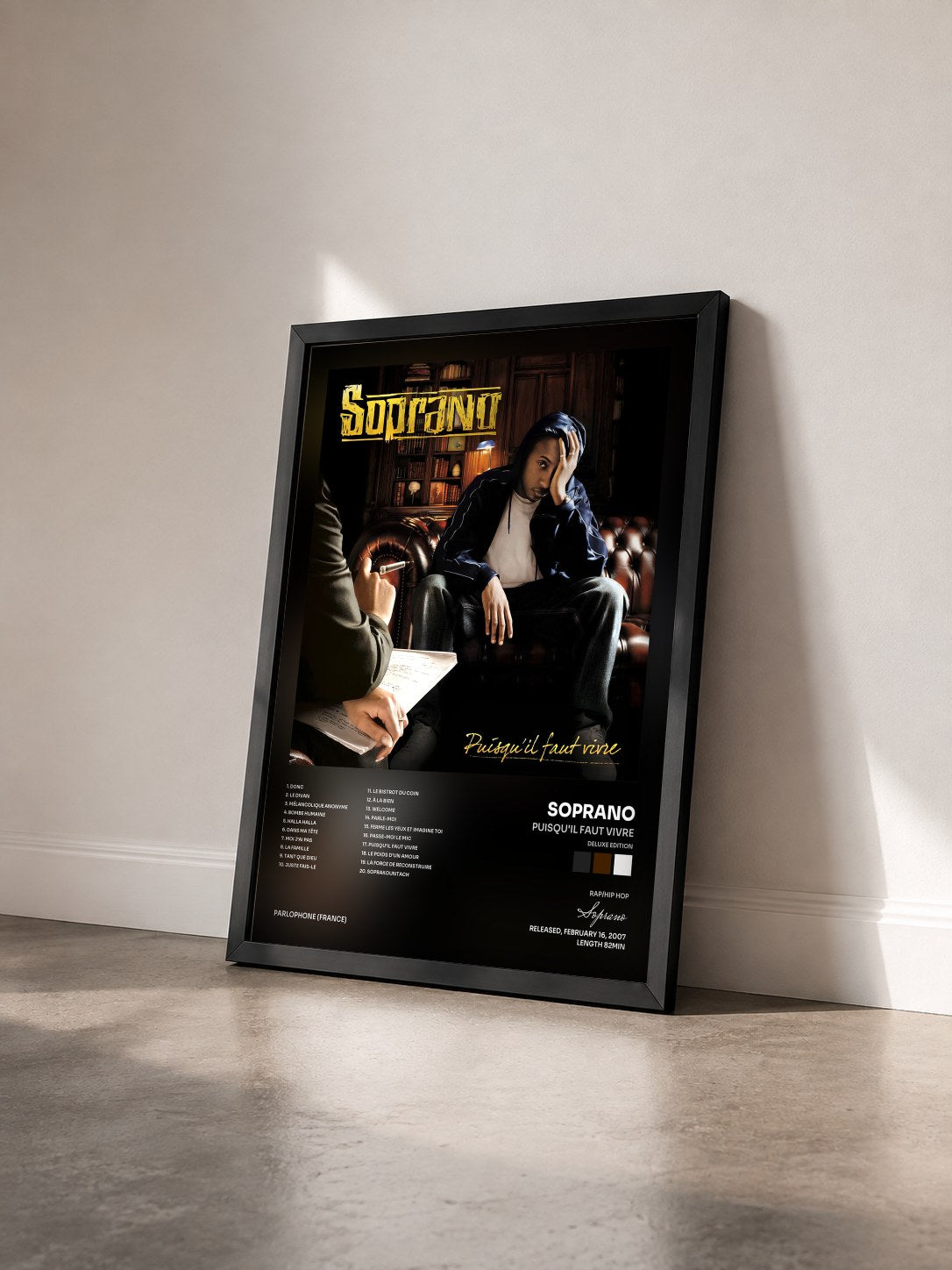 #noir Tableau de l'album Puisqu'il faut vivre (Deluxe Edition) de Soprano vu de trois quarts, cadre noir