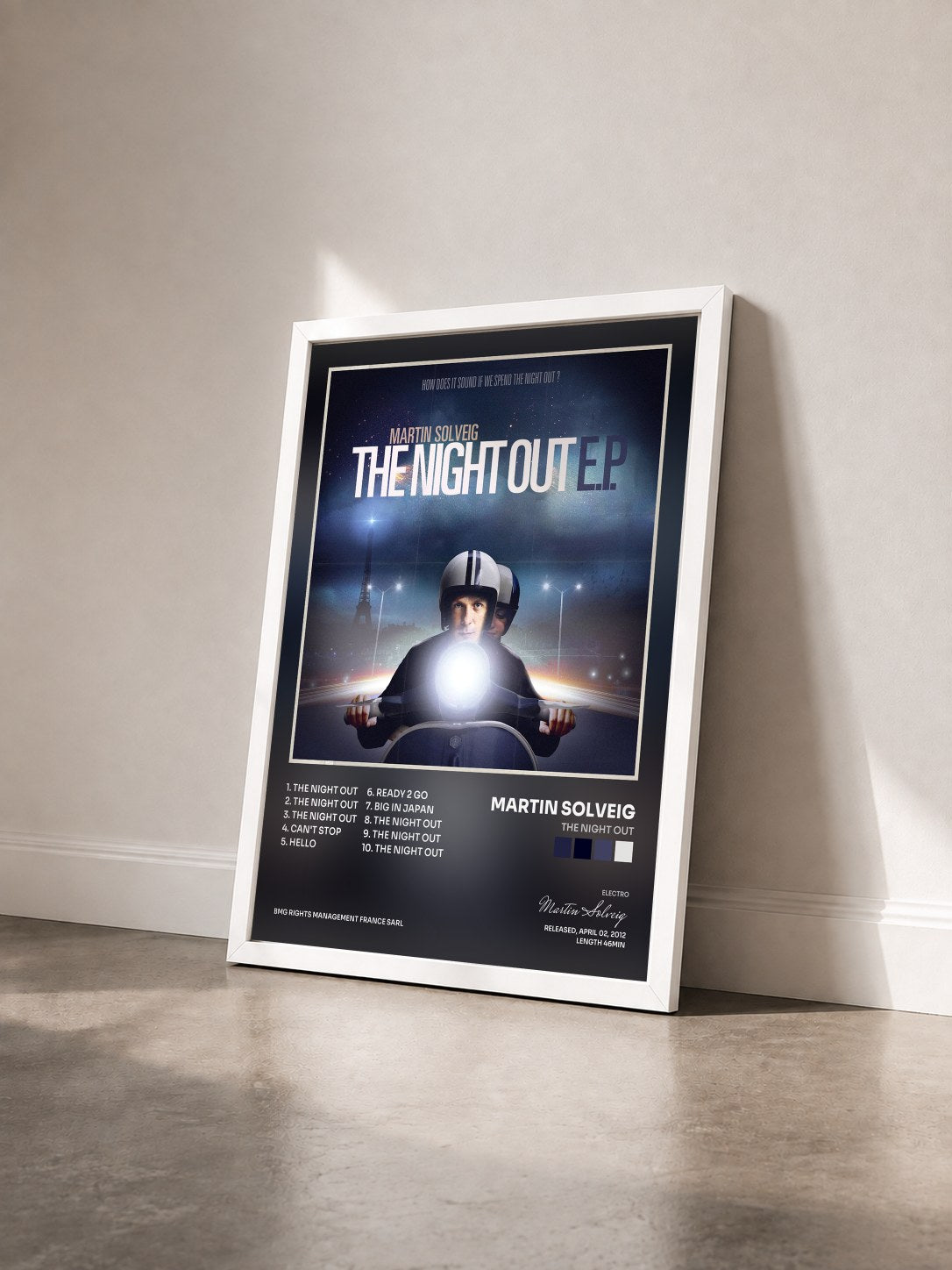 #blanc Tableau de l'album The Night Out de Martin Solveig vu de trois quarts, cadre blanc