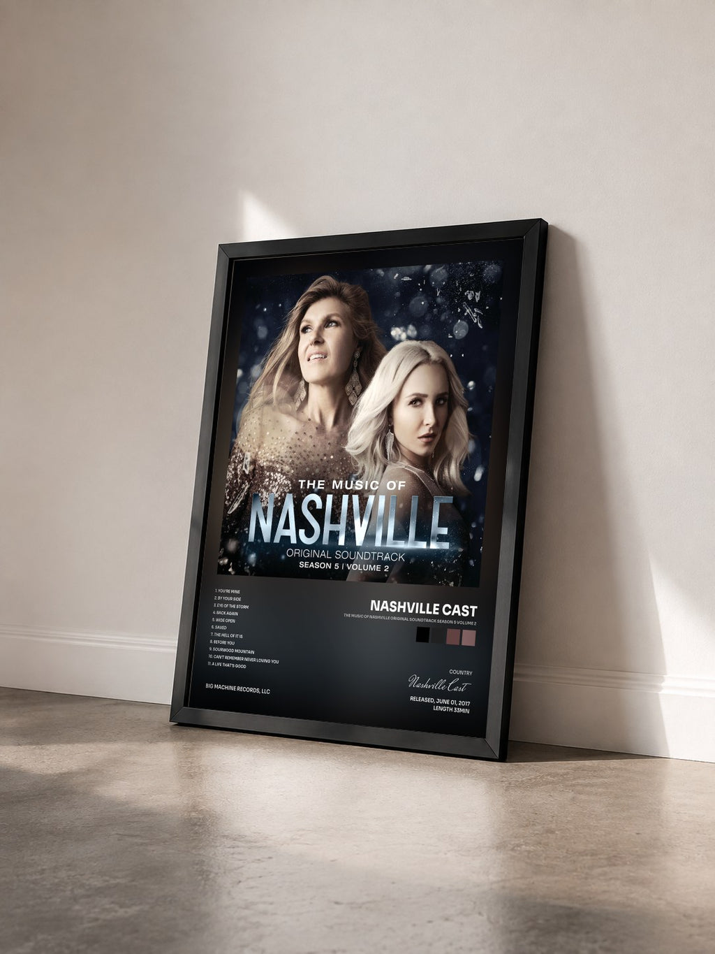 #noir The Music Of Nashville Original Soundtrack Season 5 Volume 2 von Nashville Cast als gerahmter Kunstdruck von schräg gesehen, schwarzer Rahmen