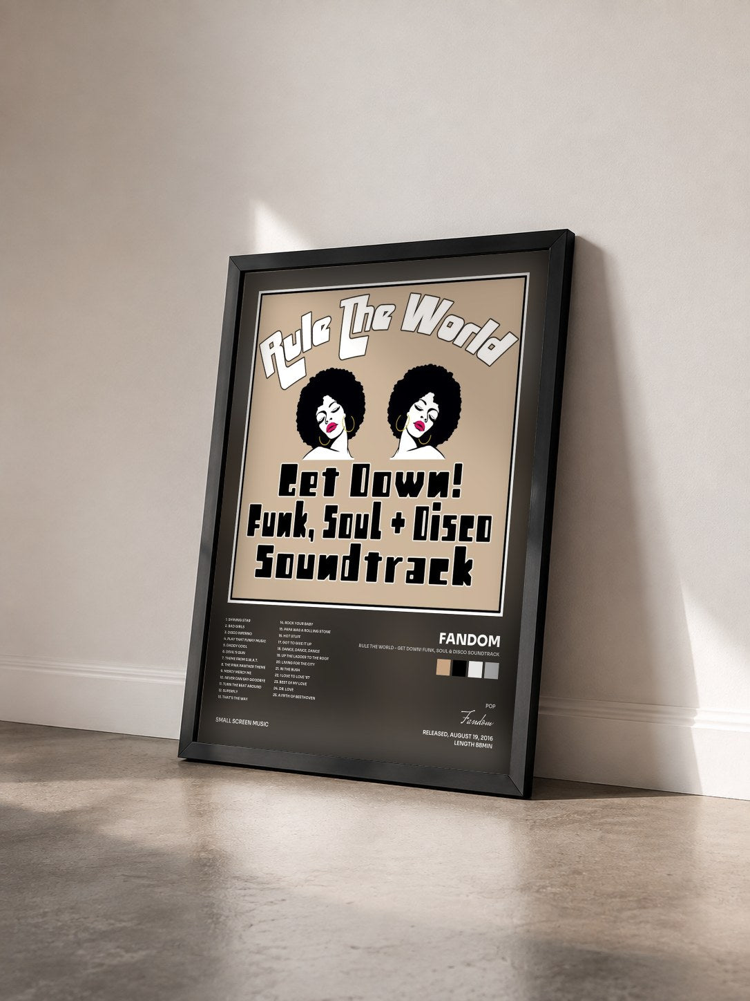 #noir Tableau de l'album Rule the World - Get Down! Funk, Soul & Disco Soundtrack de Fandom vu de trois quarts, cadre noir