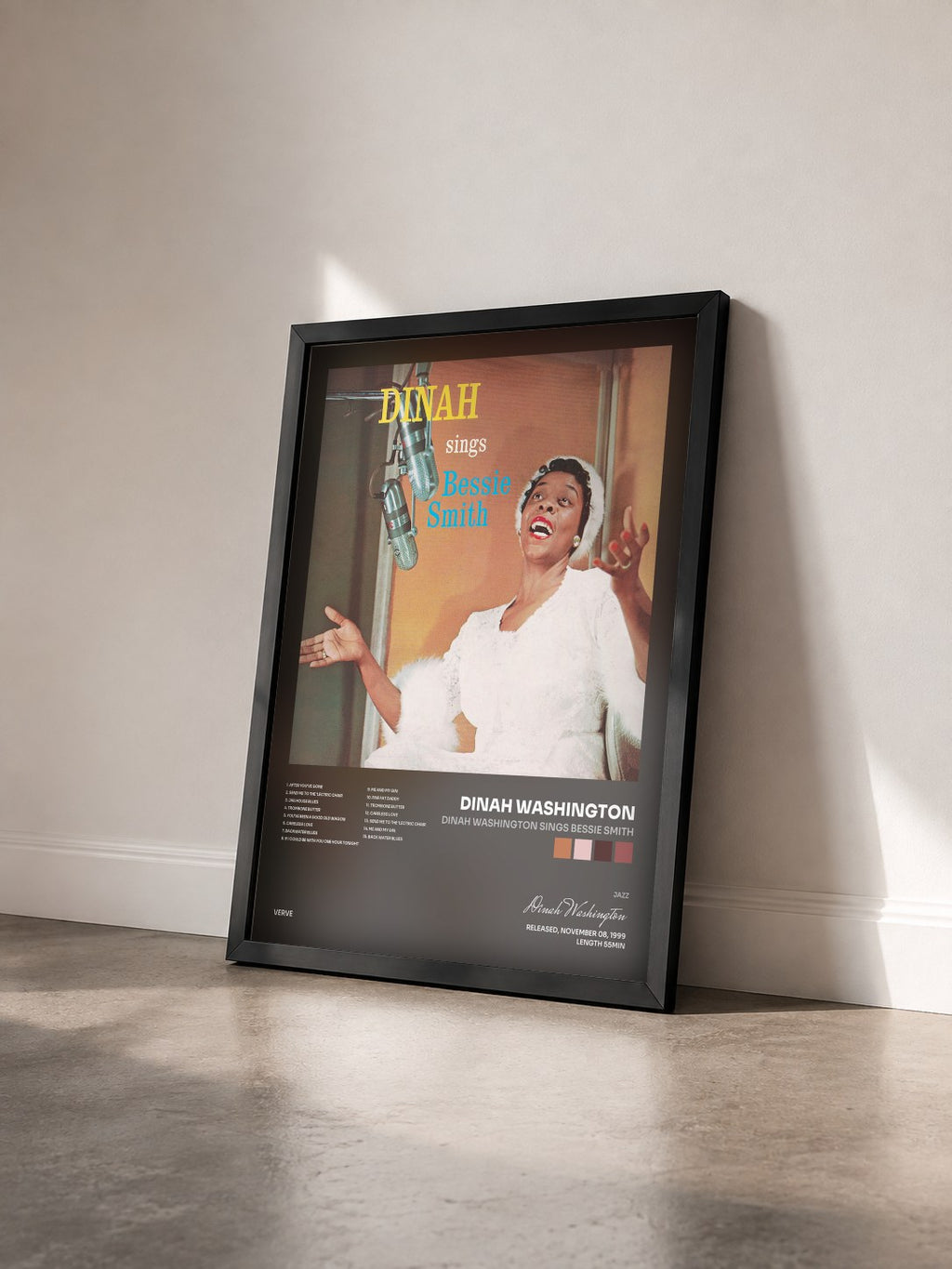 #noir Tableau de l'album Dinah Washington Sings Bessie Smith de Dinah Washington vu de trois quarts, cadre noir