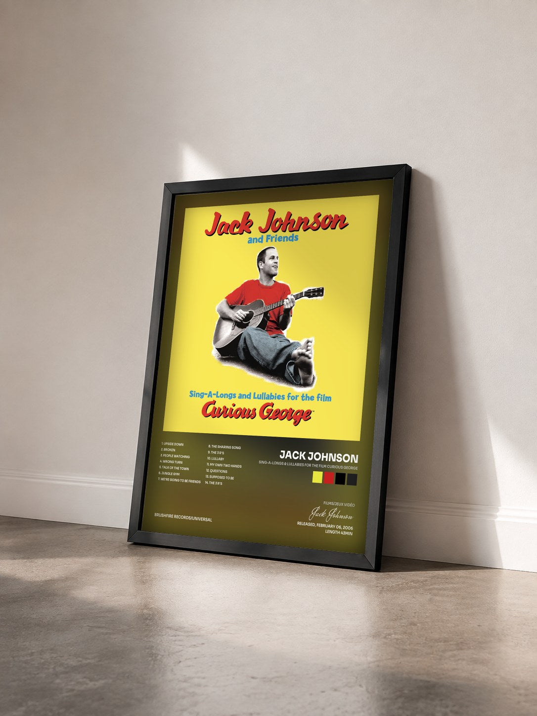 #noir Sing-A-Longs & Lullabies For The Film Curious George von Jack Johnson als gerahmter Kunstdruck von schräg gesehen, schwarzer Rahmen