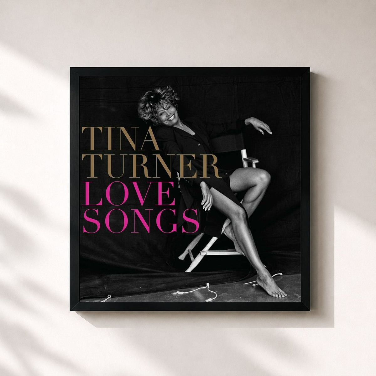 #noir Love Songs von Tina Turner als quadratischer Kunstdruck, schwarzer Rahmen 32x32 cm