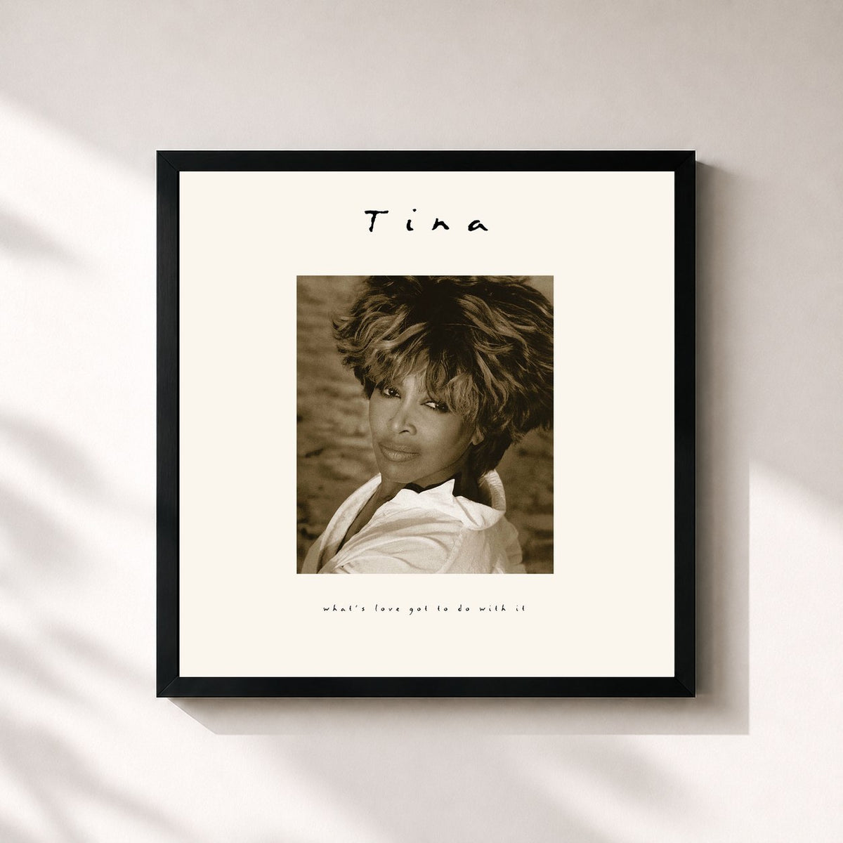 #noir What's Love Got to Do with It (2023 Remaster) von Tina Turner als quadratischer Kunstdruck, schwarzer Rahmen 32x32 cm
