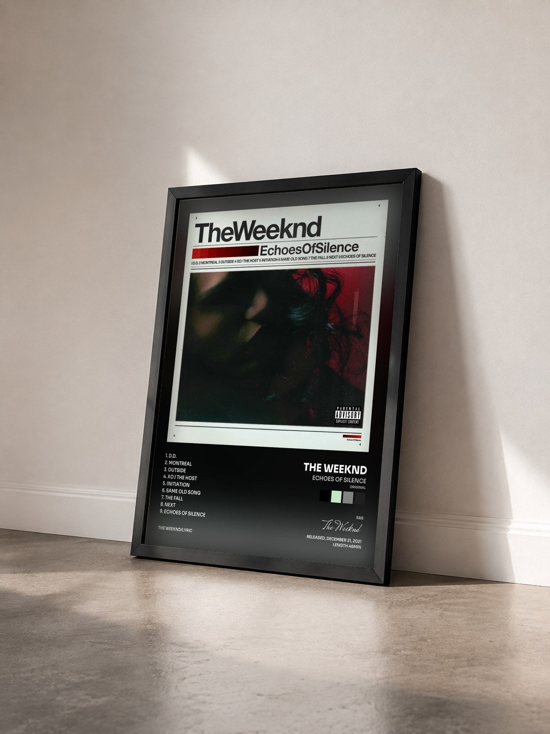 #noir Tableau de l'album Echoes Of Silence (Original) de The Weeknd vu de trois quarts, cadre noir