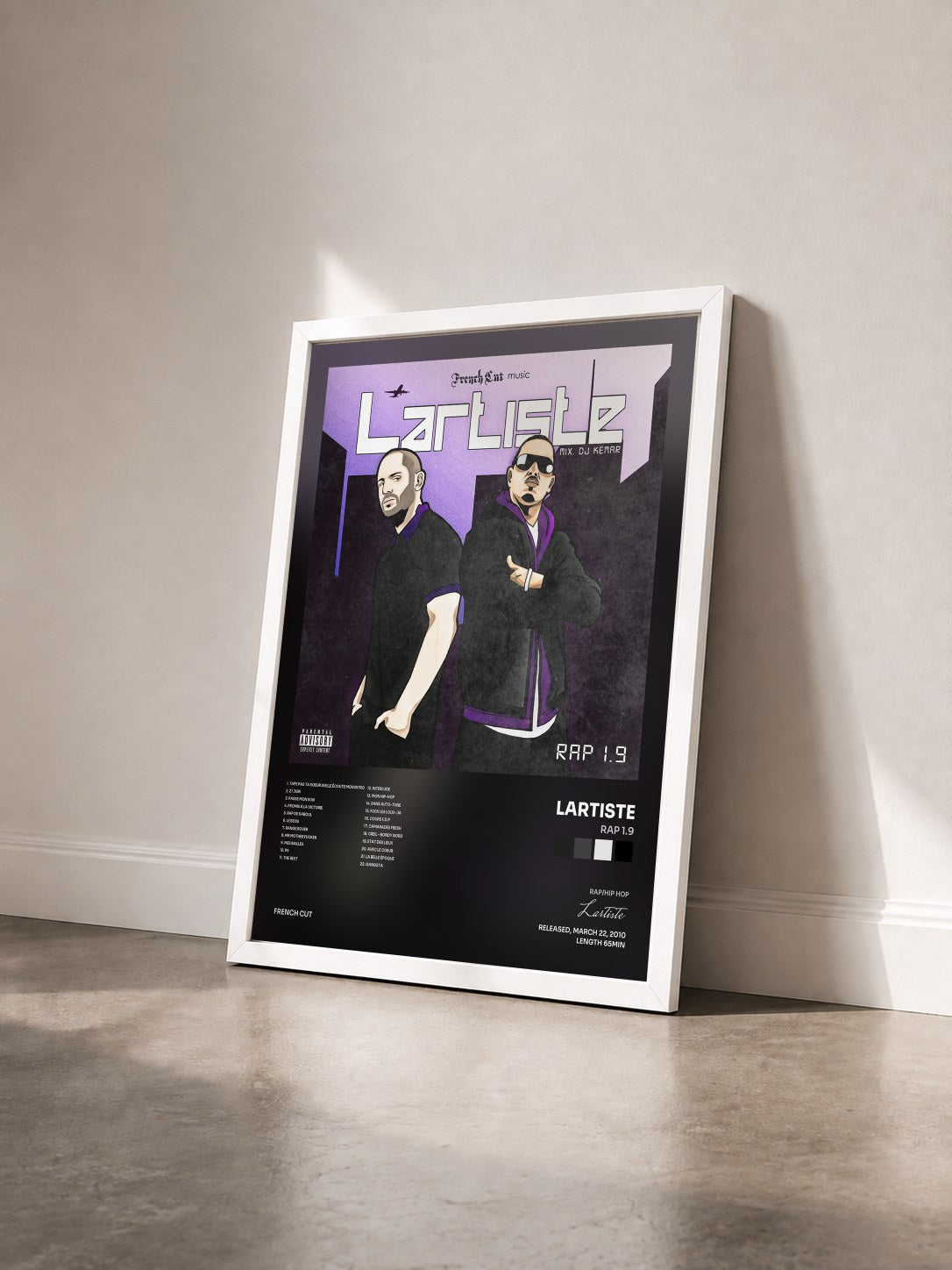 #blanc Tableau de l'album Rap 1.9 de Lartiste vu de trois quarts, cadre blanc