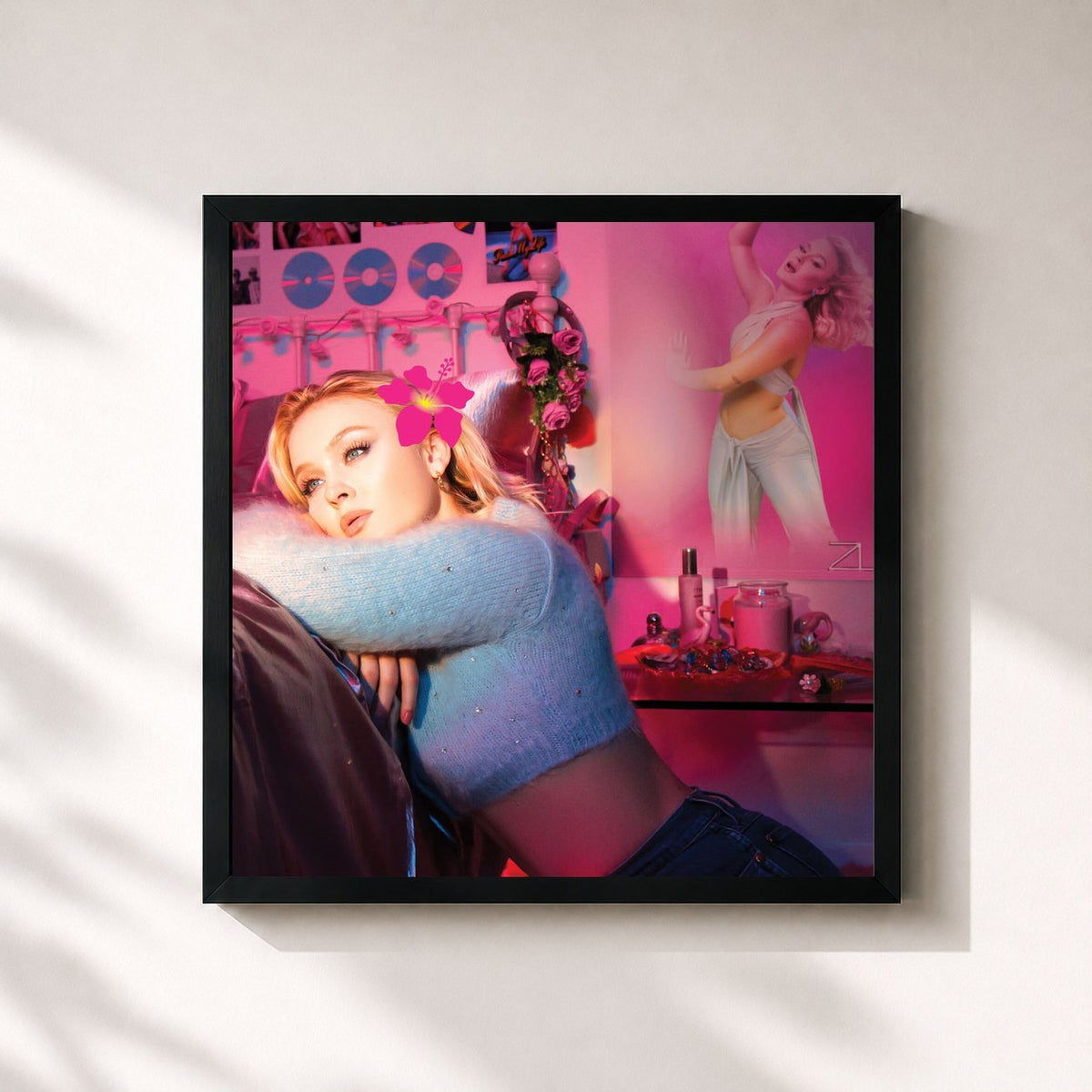 #noir Tableau carré de l'album Poster Girl de Zara Larsson, cadre noir 32x32 cm