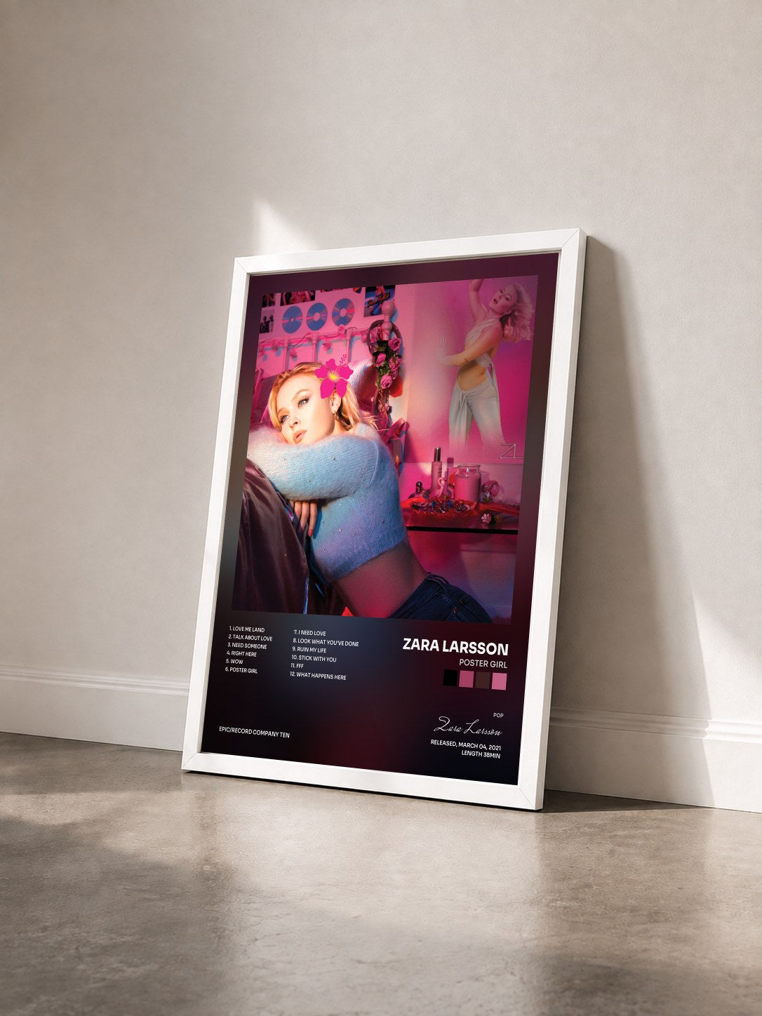 #blanc Tableau de l'album Poster Girl de Zara Larsson vu de trois quarts, cadre blanc