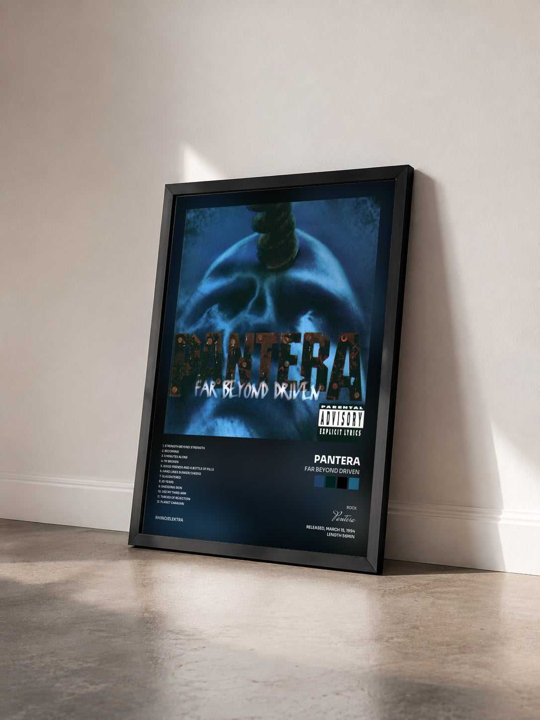 #noir Tableau de l'album Far Beyond Driven de Pantera vu de trois quarts, cadre noir