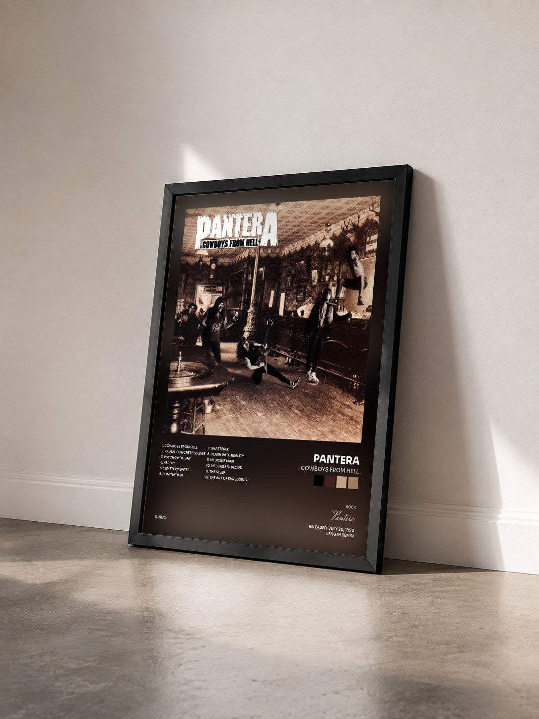 #noir Tableau de l'album Cowboys from Hell de Pantera vu de trois quarts, cadre noir